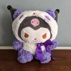 Hello Kitty Plushie