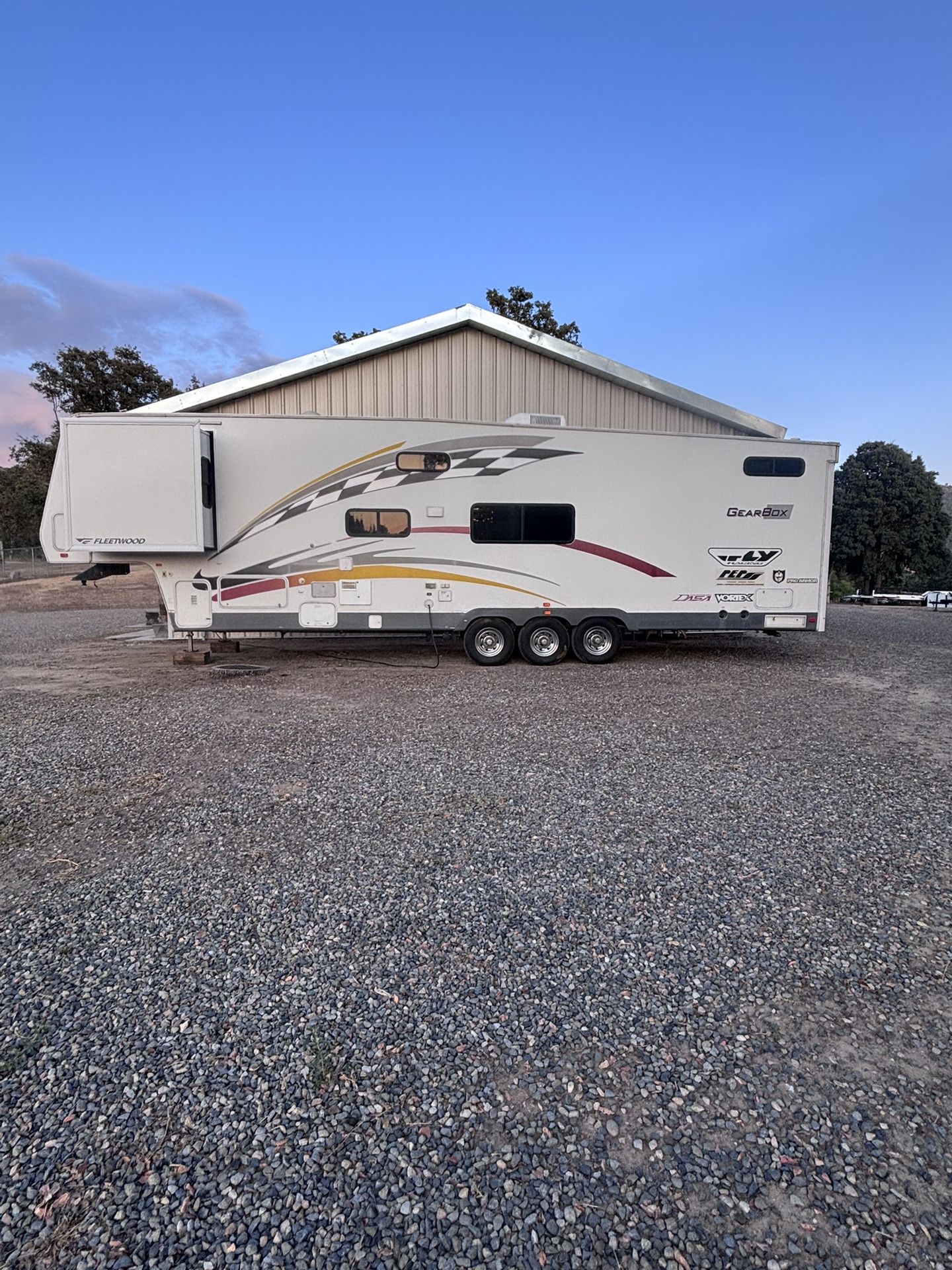 2005 Fleetwood Gearbox 375FS