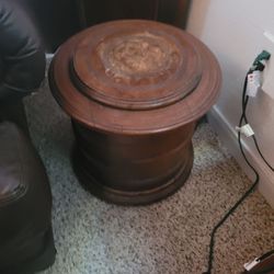 Antique wooden chamber pot