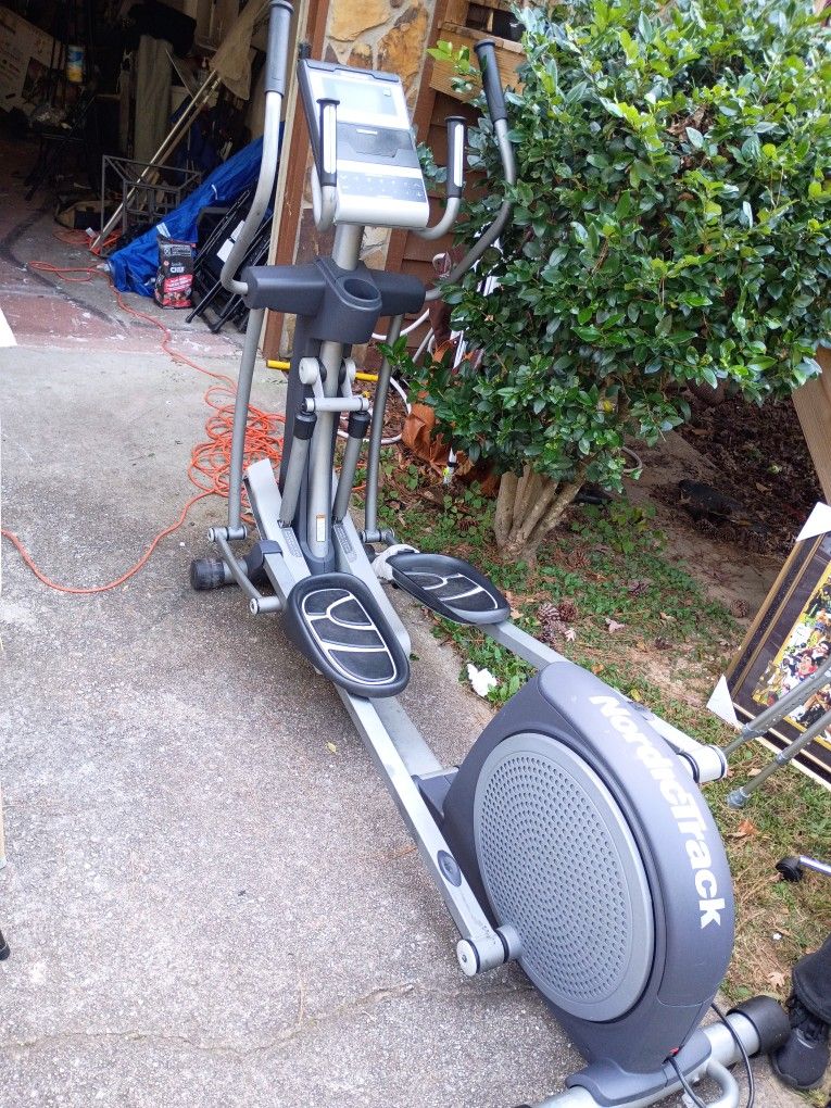 Nordic Track Elliptical 