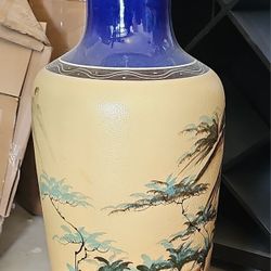 Large Decorative Ceramic Vase – Hand-Painted / Jarrón Decorativo Grande Pintado a Mano
