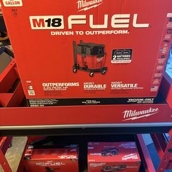 Milwaukee m18 fuel vacuum 9 gal