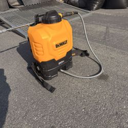 Dewalt 4 gallon 20v backpack sprayer, bought it brand new