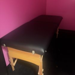 Lash/Massage Bed