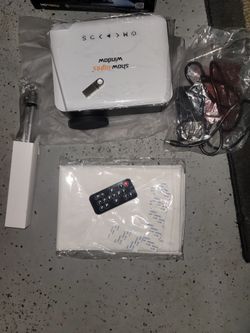 New Show lights bluetooth window projector