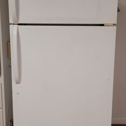 FREE Fridge/Freezer
