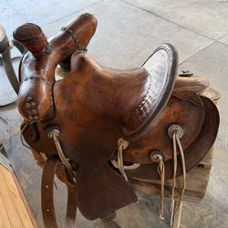 Gorgeous Mexican Style Western Pony Saddle