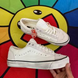 Paralyzed vans