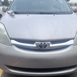 2006 Toyota Sienna