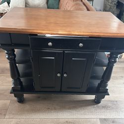 Kitchen Island 