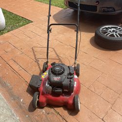 Lawn Mower Cableless/ Podadora 