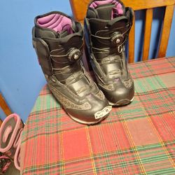 Roxi BOA Snowboard Boots  Womens Size 9