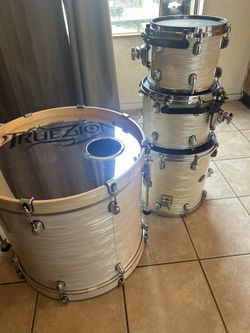 Tama Starclassic Pearl White 1,100$ OBO