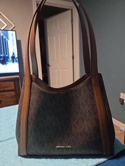 Michael Kors Shoulder Bag