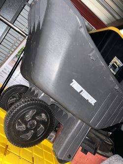 Plastic wagon