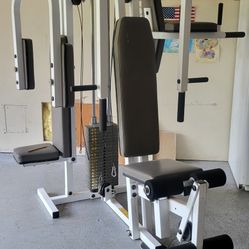 Hoist Weight machine and decline bench