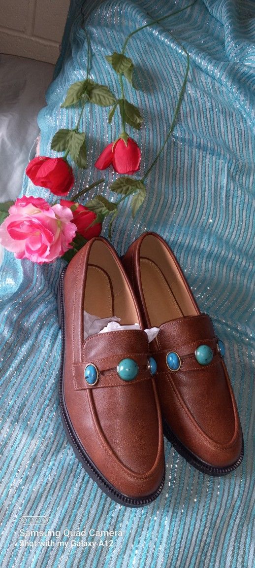 New With Tags High Quality Brand Woman's Shoes Size 10 Great Gift Very Elegant And Stylish For Any Occasion $30 Pick Up At Country Club And Grant 