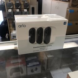 Arlo Essential Outdoor Camera 3pcs Security Cameras