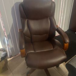 DeskChair 