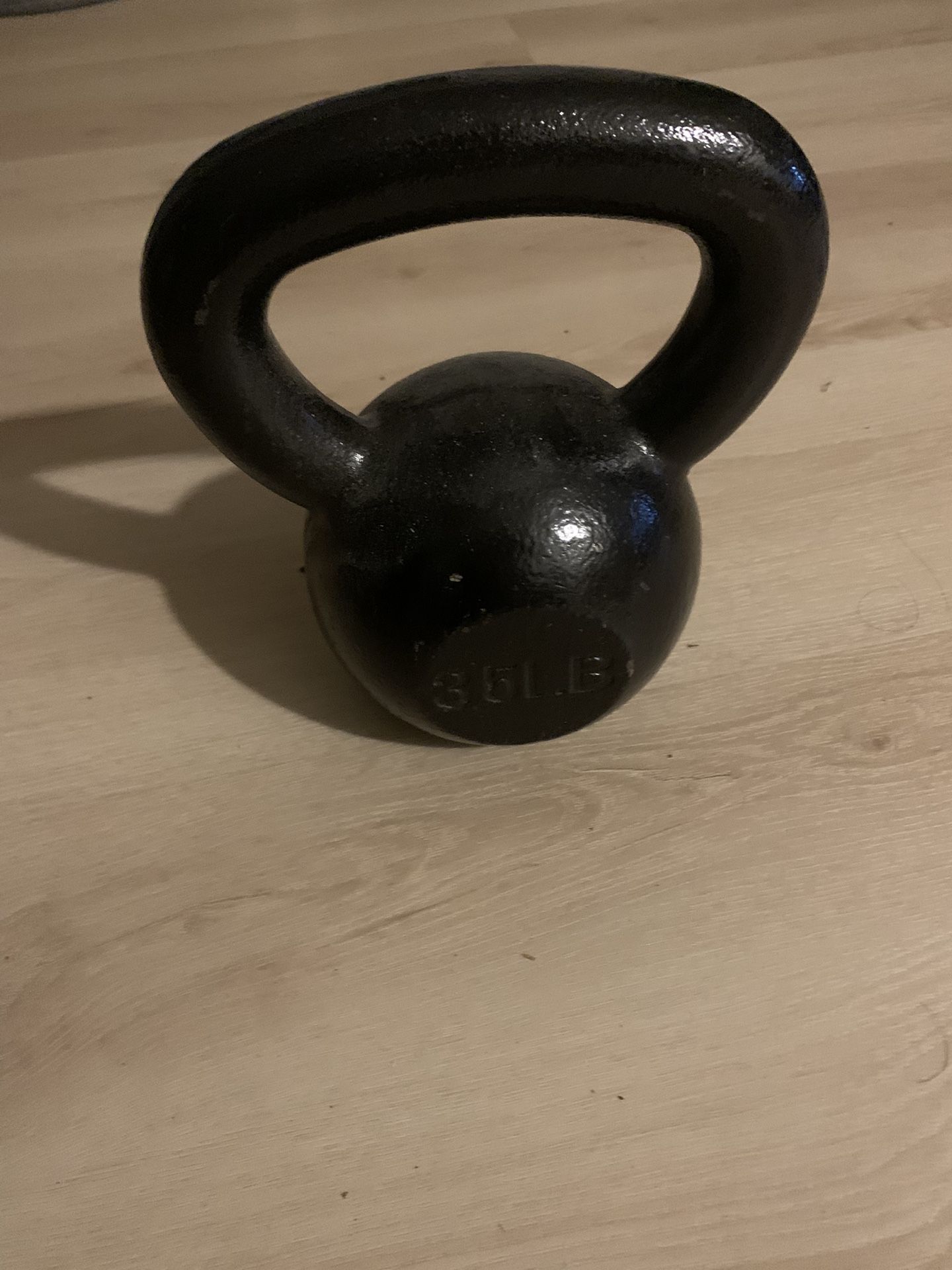  35 lb cast iron kettlebell 