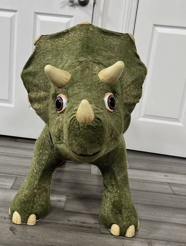 Playskool Kota Triceratops Animatronic Interactive Sit-On Dinosaur Vintage