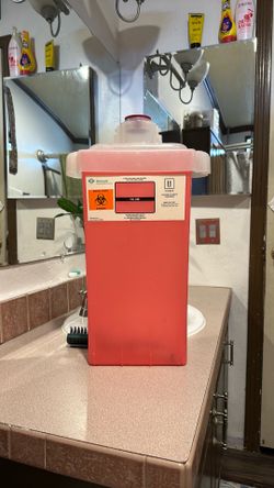 3 gallon sharps container