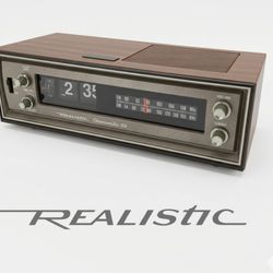 Vintage Realistic Chronomatic-106 Flip Clock AM FM Radio Model 12-1496 Nice!