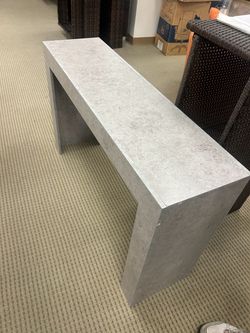 Corner side table