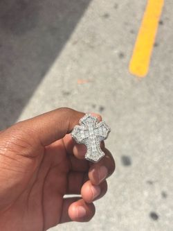 Moisanaite cross ring