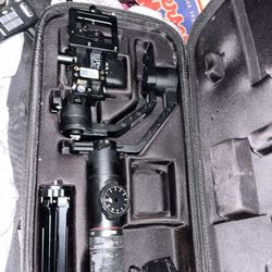 ZHIYUN CRANE 2 FOR CAMERAS 3-AXIS STABILIZER GIMBAL WITH FOLLOW FOCUS