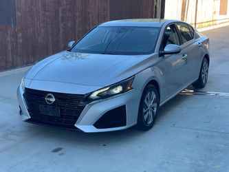 2023 Nissan Altima