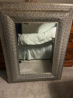 2 Mirrors