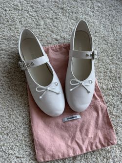 Miu Miu Leather Ballet Flats (Ivory) – EU 40 / US 8.5 
