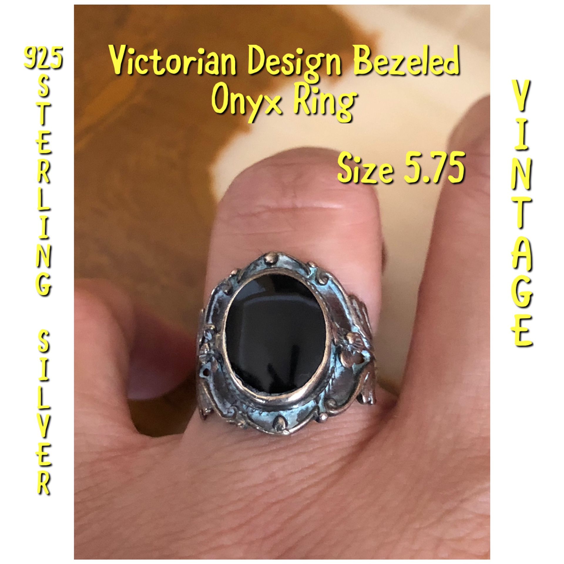 Vintage 925 Sterling Silver Inlaid Onyx Victorian Design Ring 5.75
