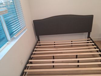 King Bed Frame !!! $150!!!