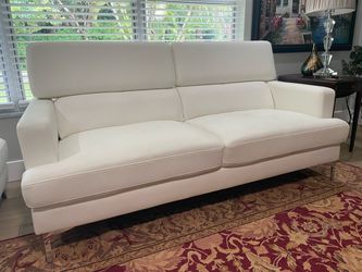 Beautiful leather couch!