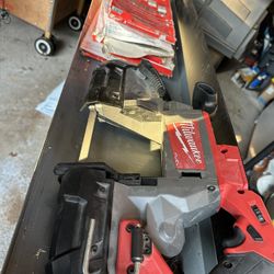 Milwaukee Band Saw