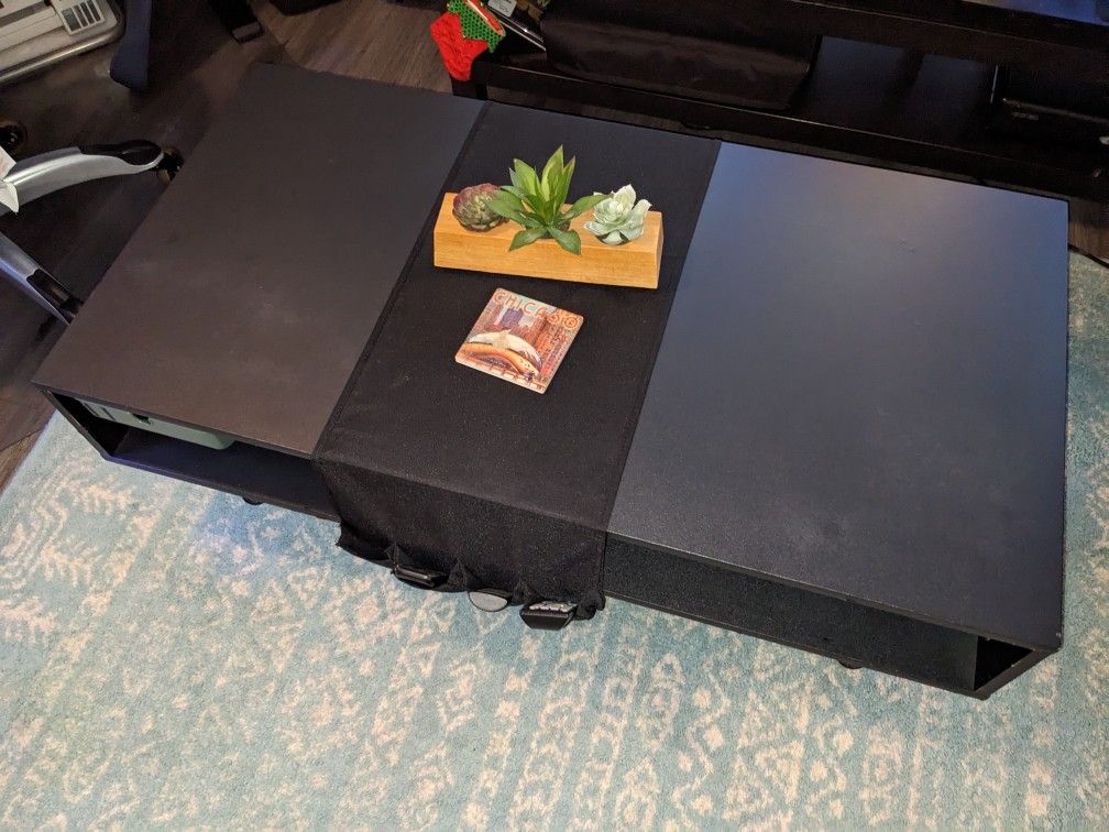 Coffee Table with Storage shelf