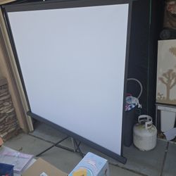 Projector Screen