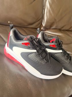 Everlast Shoe size 8 1/2