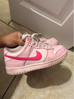 Pink Nike dunks