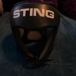 Sting Head Gear Large 