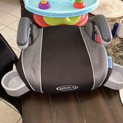 GRACO BOOSTER CAR SEAT 