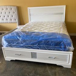 Queen Platform Bed White