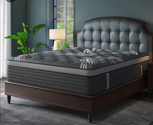 KING HYBRID MATTRESS NEW IN BOX