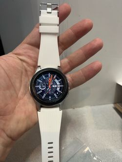 SAMSUNG Galaxy Watch SM-R800 46MM Bluetooth Smartwatch-Silver/White band