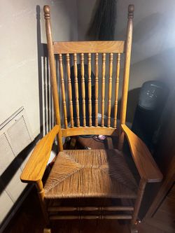 Antique Rocking chair
