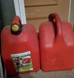 Heavy-duty 5-gallon fuel tanks_ Set of 2