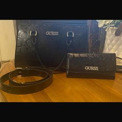 Guess purse and wallet