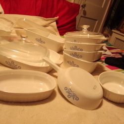 Pyrex Cookware